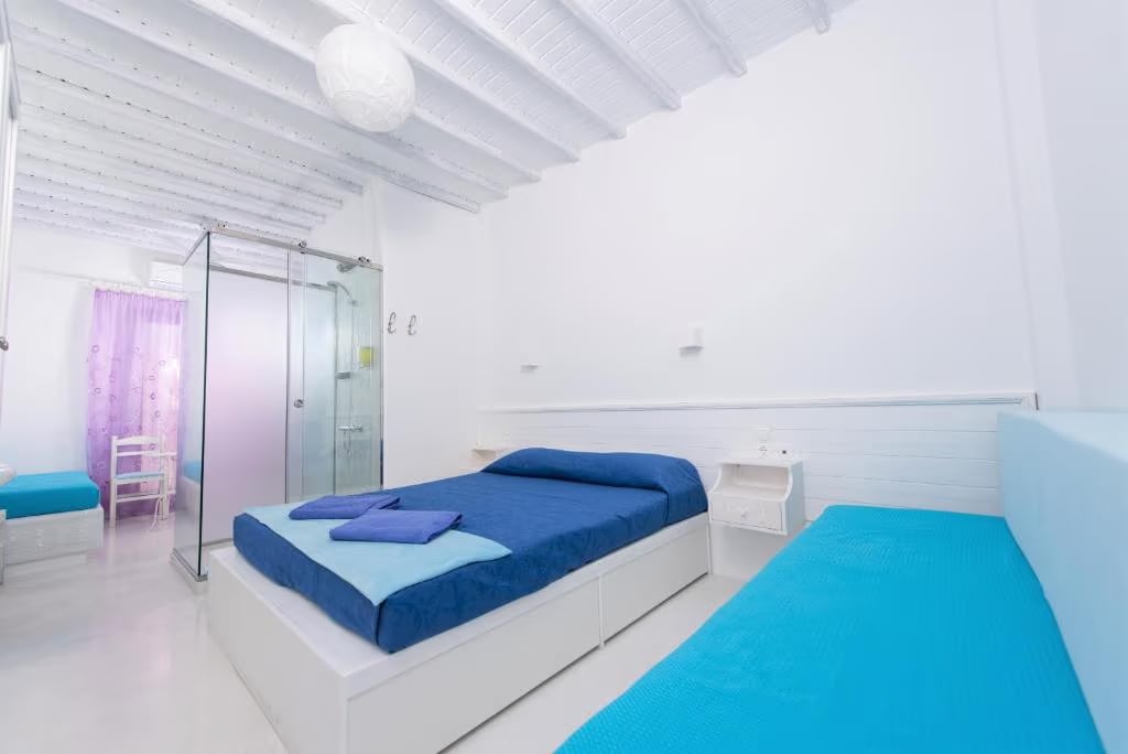 Isabel Studios 