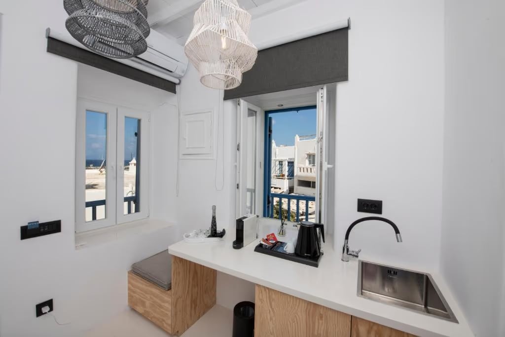 Yalos Suite 5