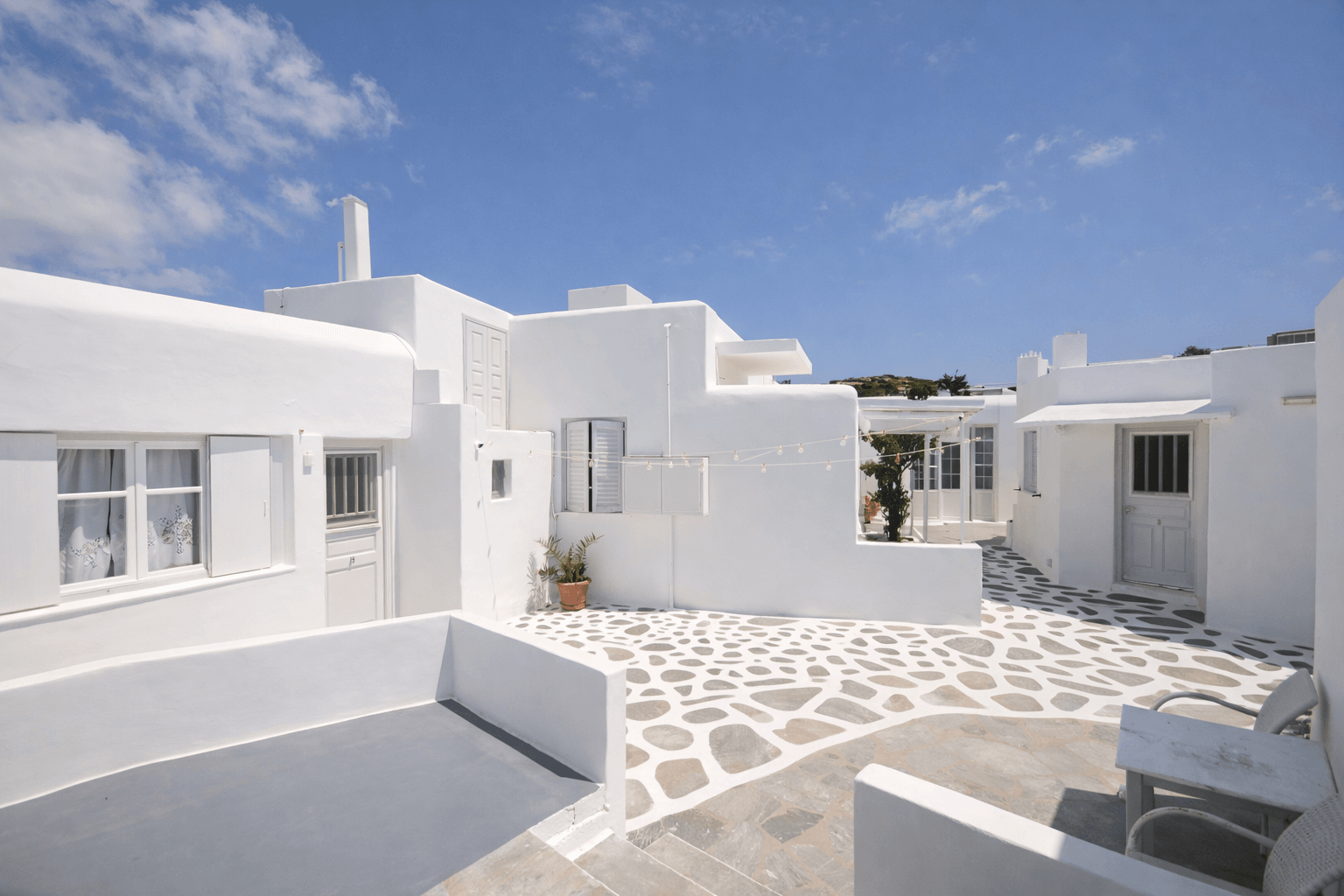Melina Rooms